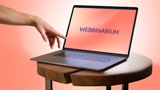 Dator med texten Webbinarium